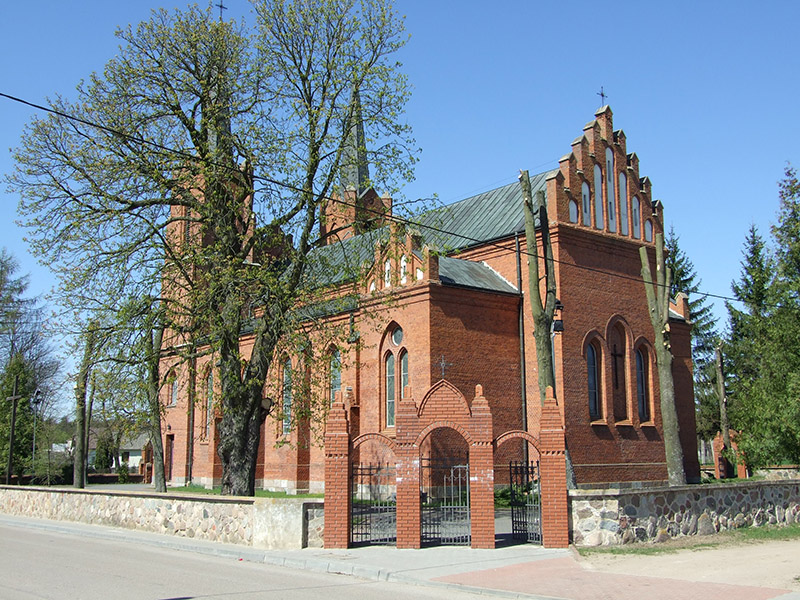 Kościół parafialny p.w. św. Andrzeja w Wyszkach